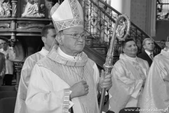 Nie żyje arcybiskup Zygmunt Zimowski skarzysko.info