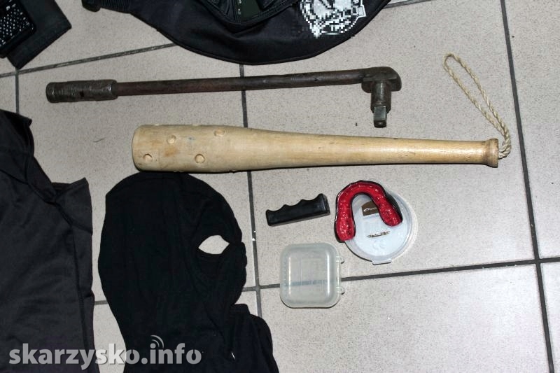 Policjanci zapobiegli prawdopodobnej bójce kibiców